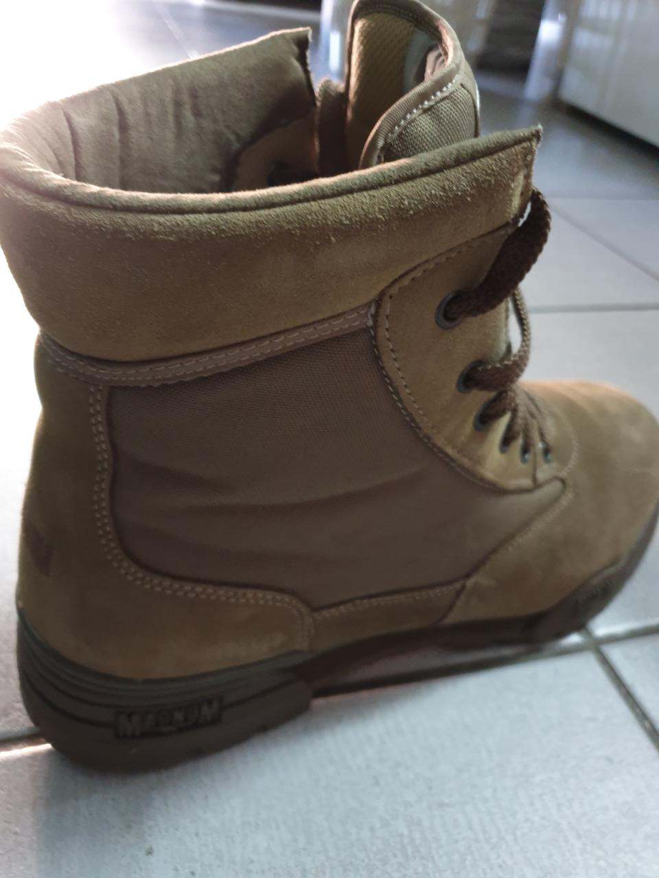 Πωλειται μπότες MAGNUM (5)