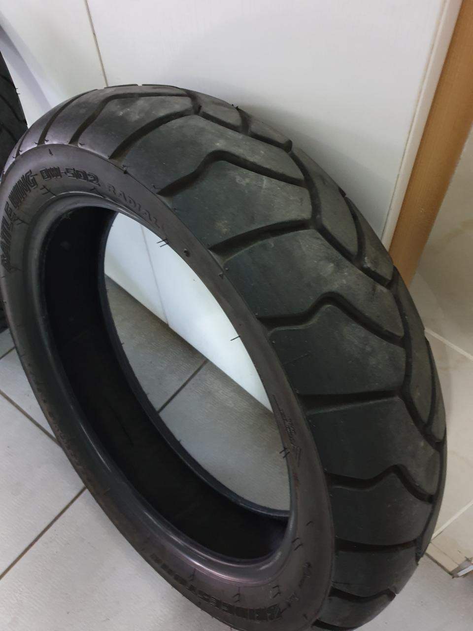 Πωλούνται ελαστικα μηχανης BRINGESTONE BATTLE 110/80R19 ΚΑΙ 150/70R17  (2)