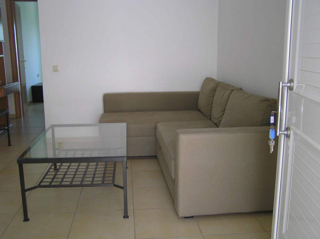 Διαμέρισμα  (8)