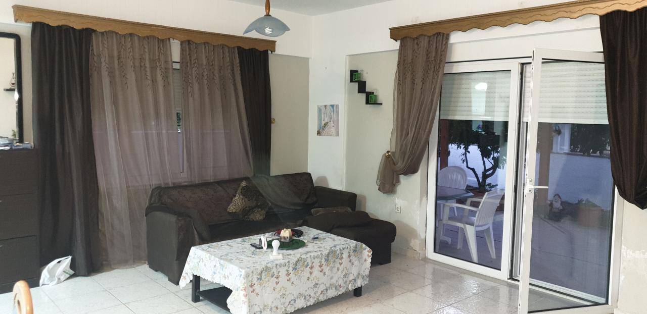 Μεζονέτα  (8)