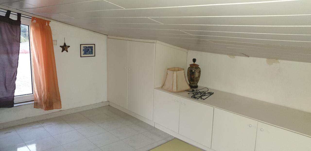 Μεζονέτα  (15)