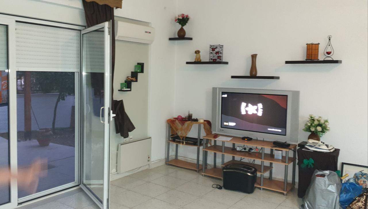 Μεζονέτα  (8)