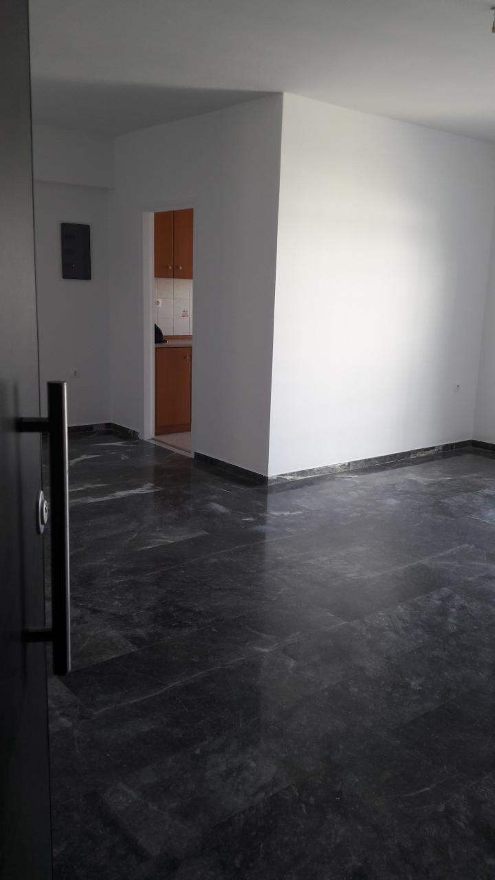 Διαμέρισμα  (6)