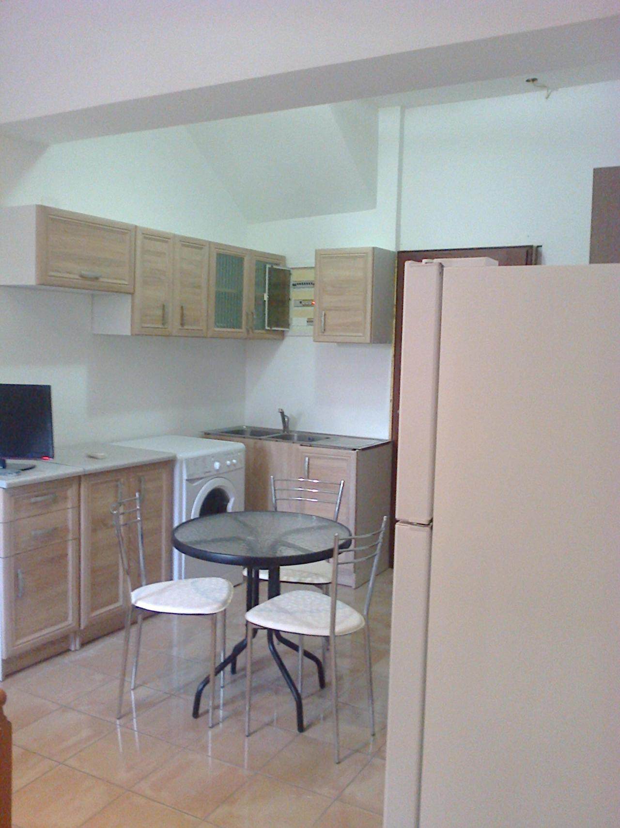 Διαμέρισμα  (8)