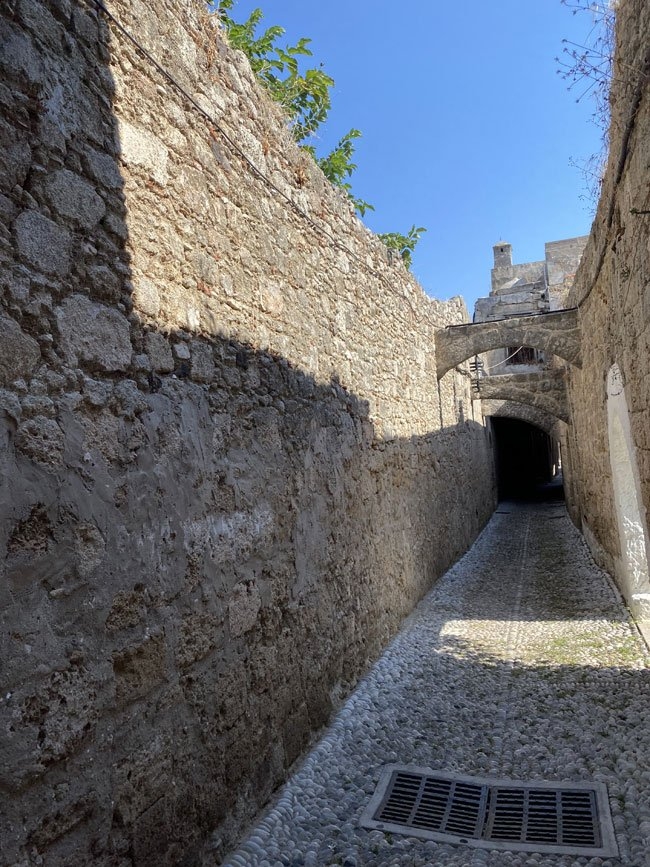 ΚΤΙΡΙΟ 250 τ.μ. (2)