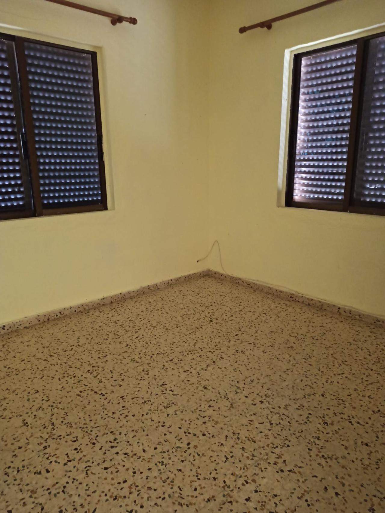 Μονοκατοικία  (12)