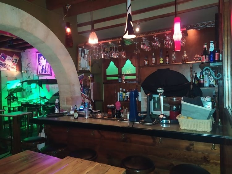 ΕΠΙΧΕΙΡΗΣΗ 30 τ.μ. (3)