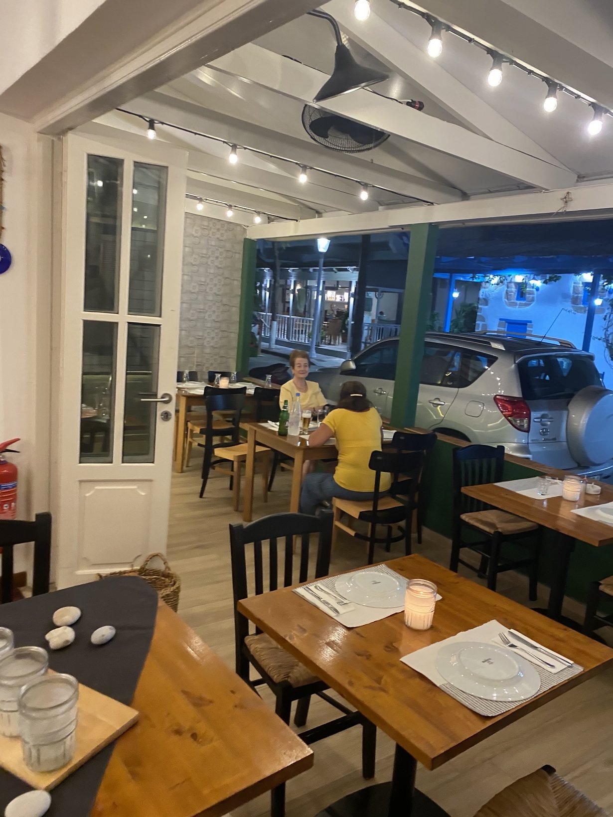 ΕΠΙΧΕΙΡΗΣΗ 117 τ.μ.