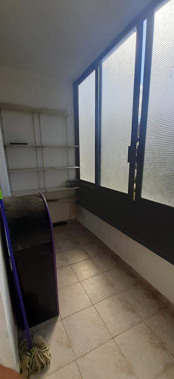 Διαμέρισμα  (8)