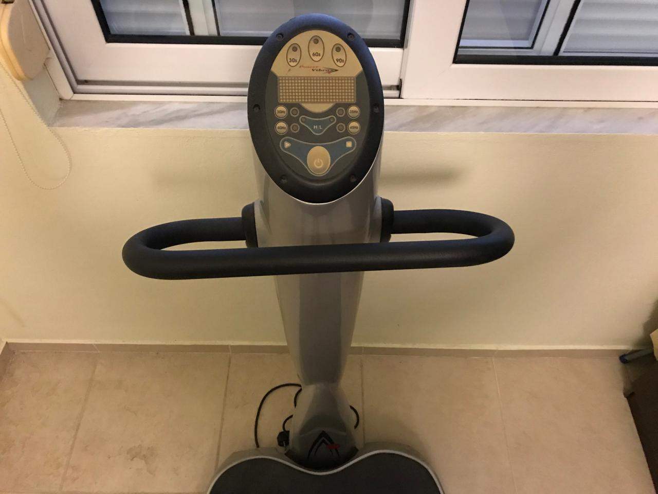 Πωλείται power plate (2)