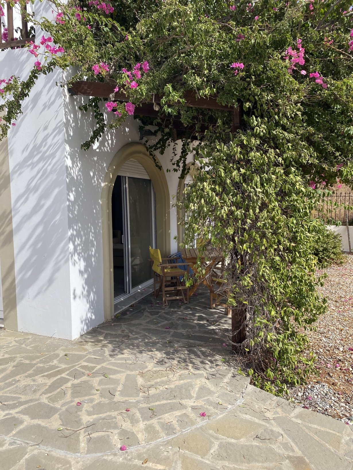 ΜΟΝΟΚΑΤΟΙΚΙΑ 100 τ.μ. (2)