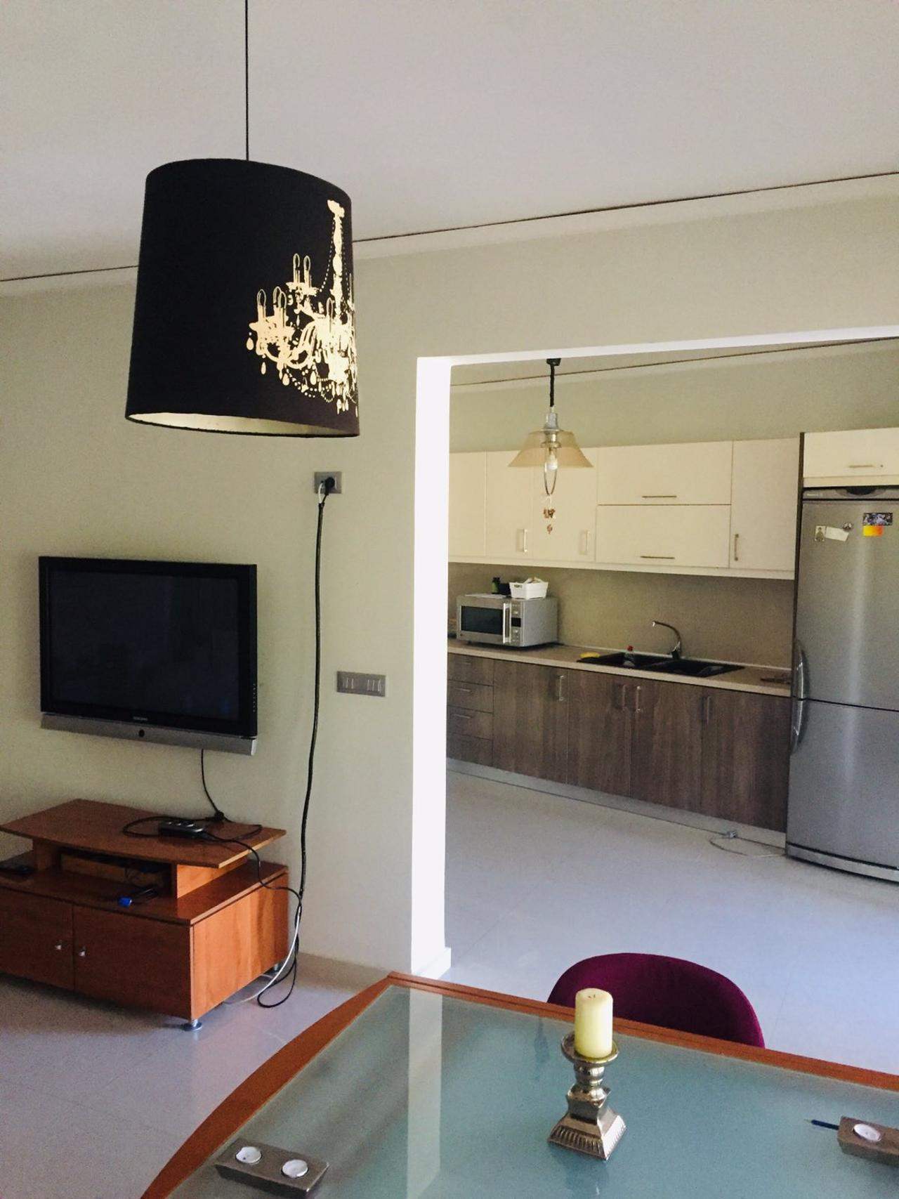 Διαμέρισμα  (6)