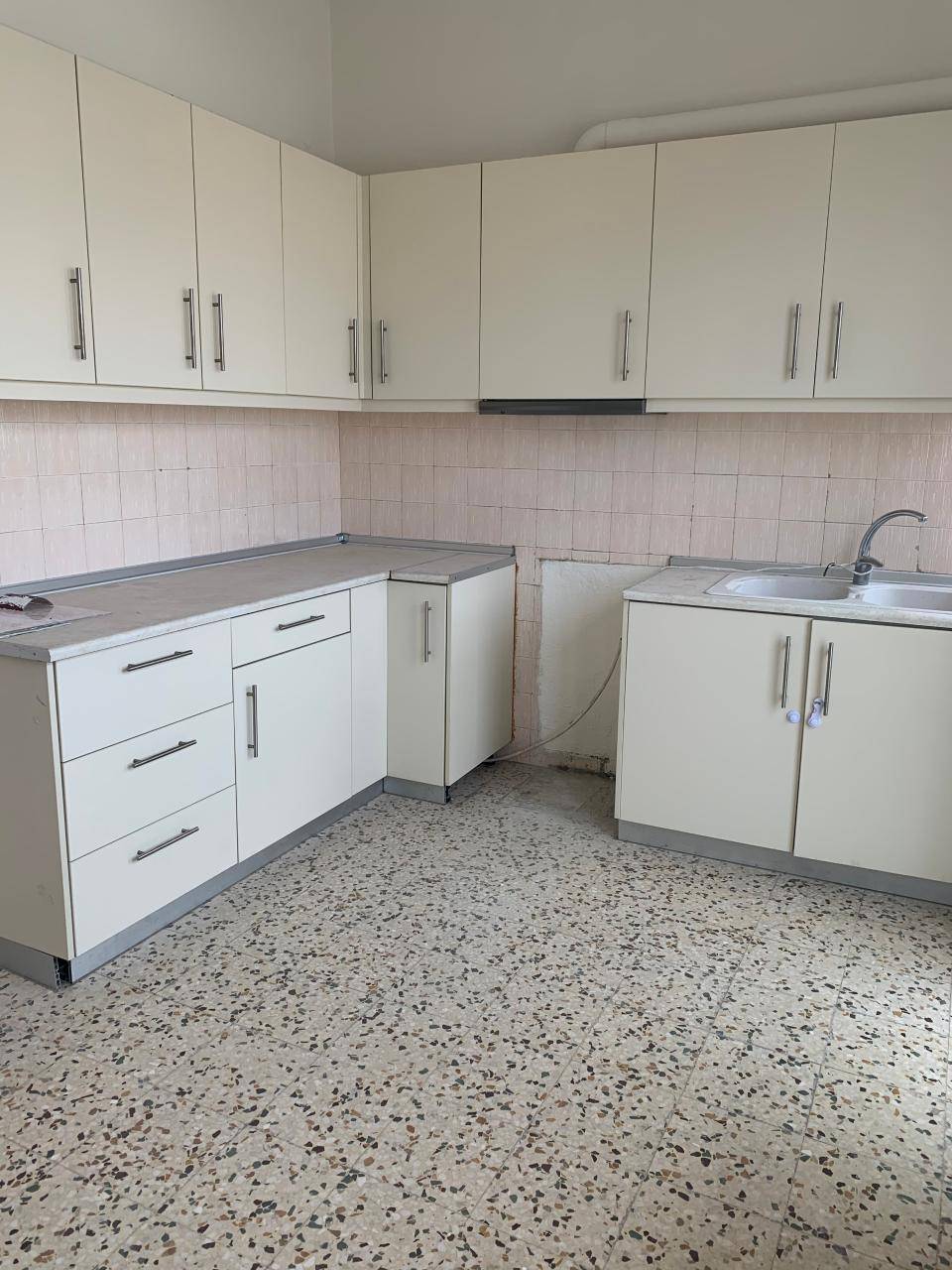 Διαμέρισμα  (3)