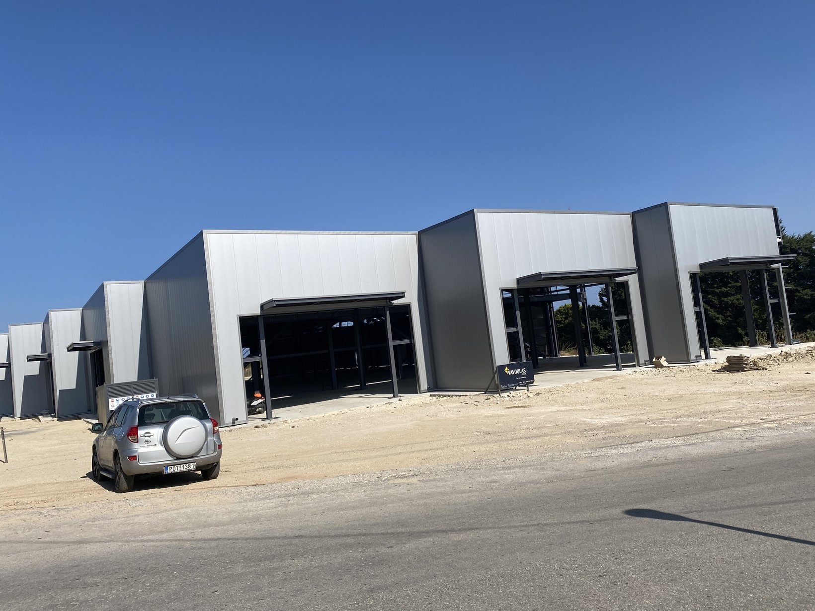 ΚΤΙΡΙΟ 3200 τ.μ. (2)