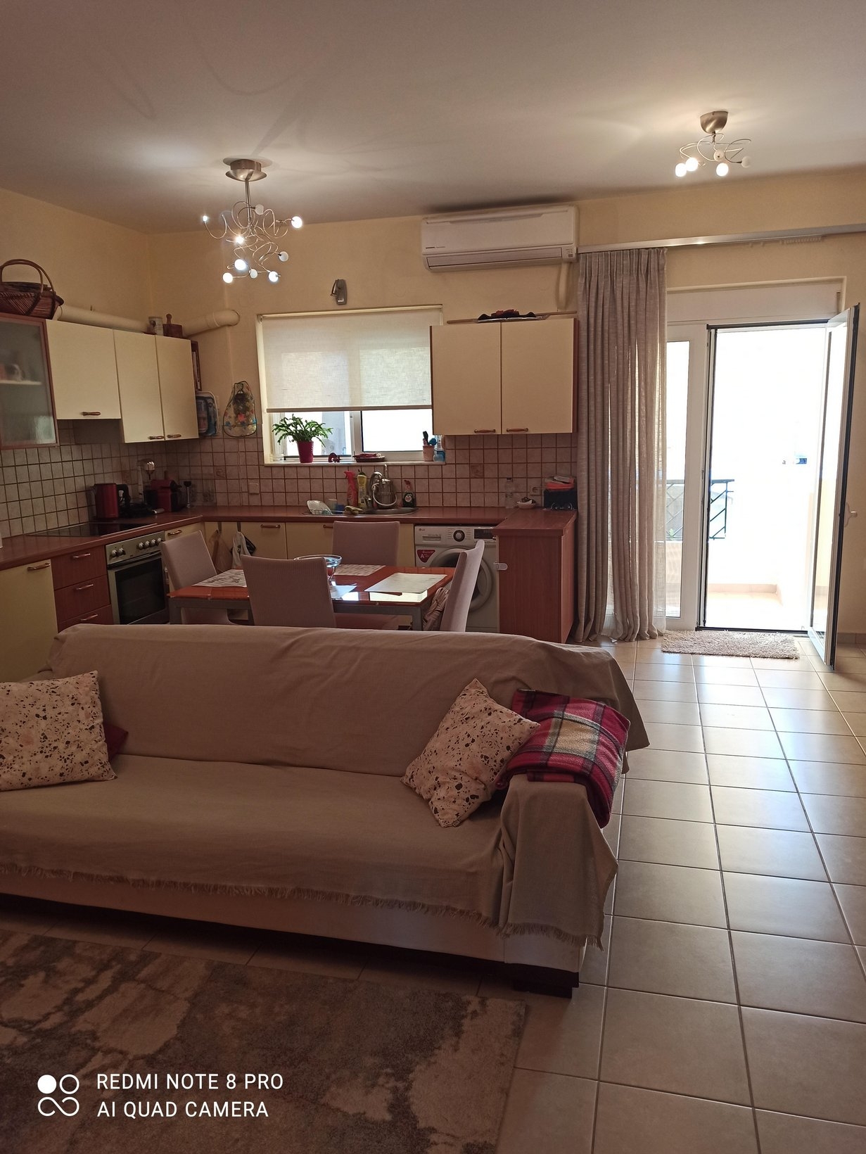 ΔΙΑΜΕΡΙΣΜΑ 83 τ.μ. (2)