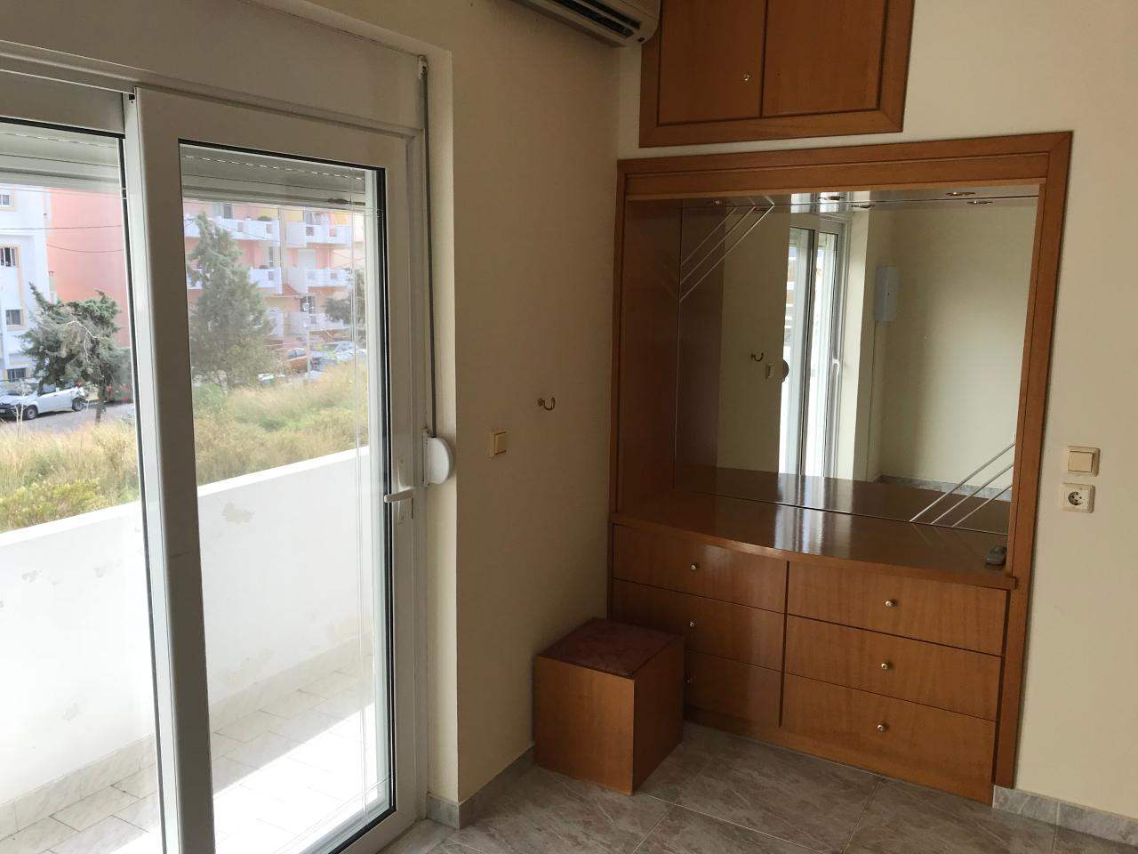 Διαμέρισμα  (4)