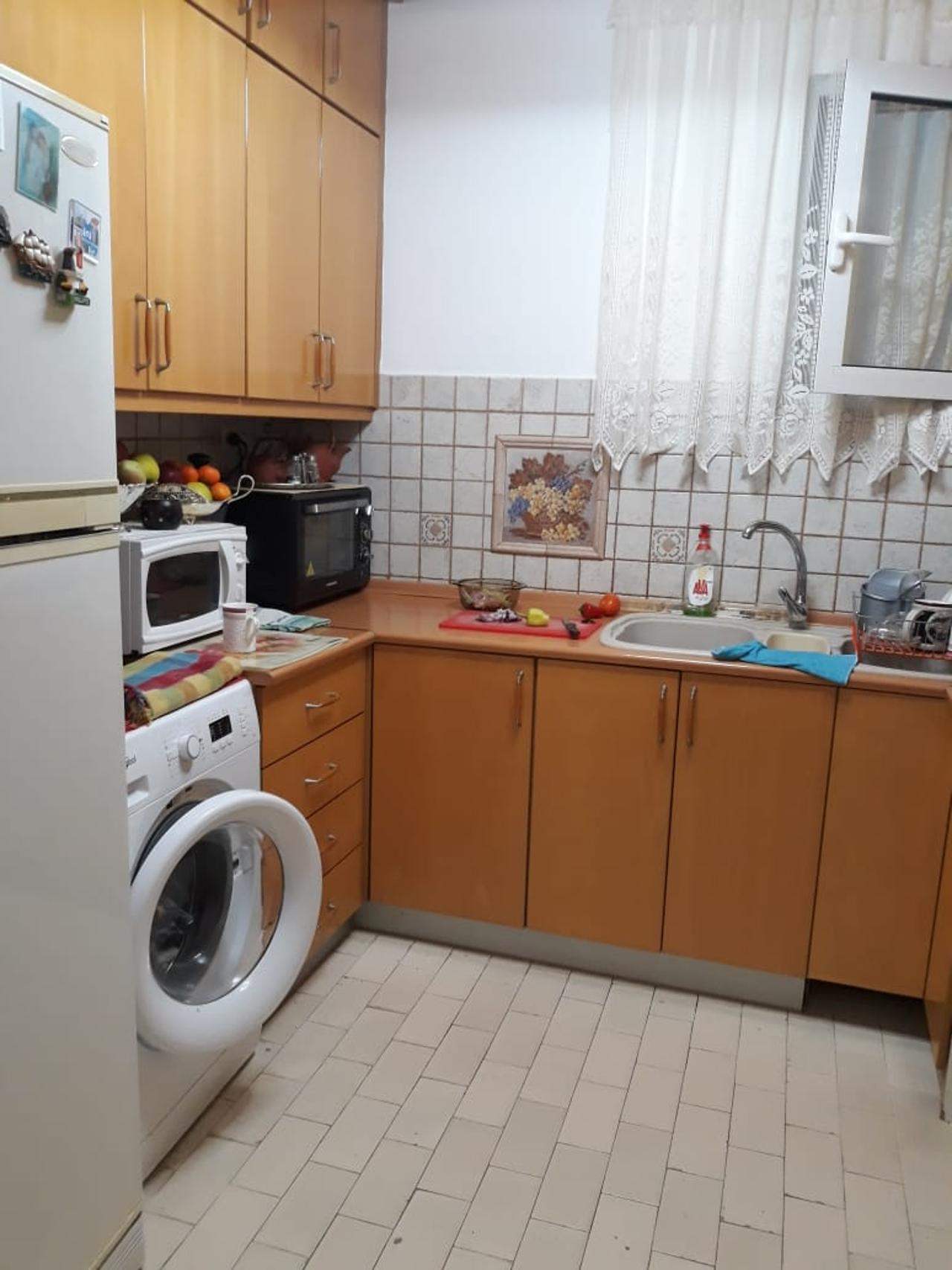 Διαμέρισμα  (2)