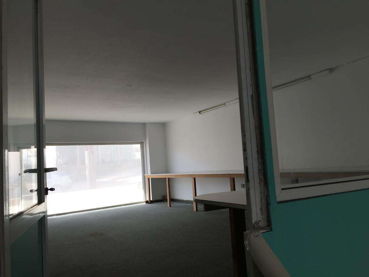 Κατάστημα  (3)