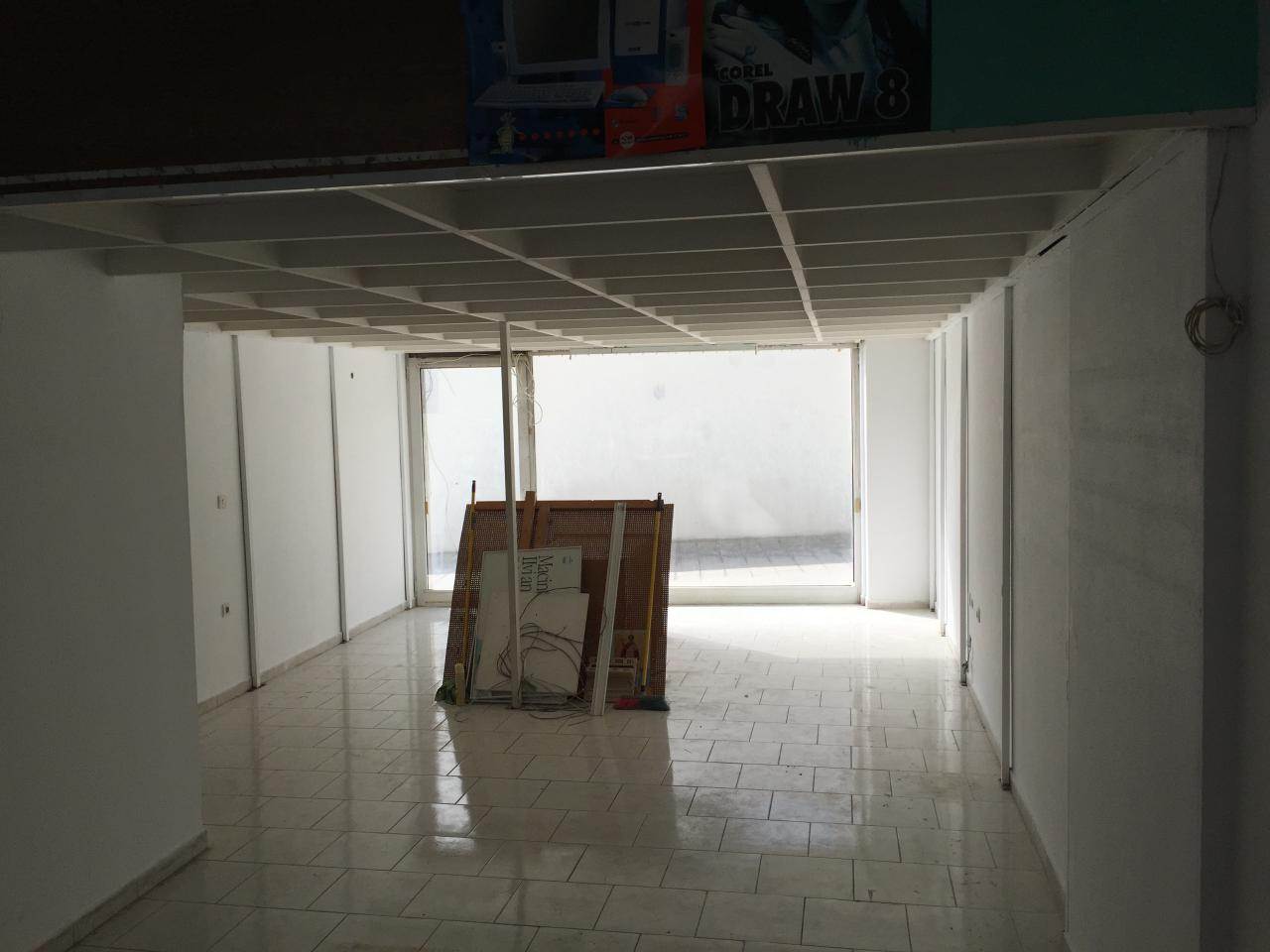 Κατάστημα  (7)