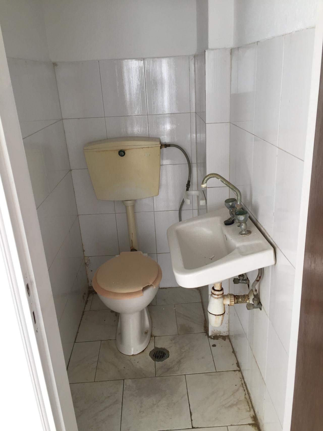 Κατάστημα  (8)