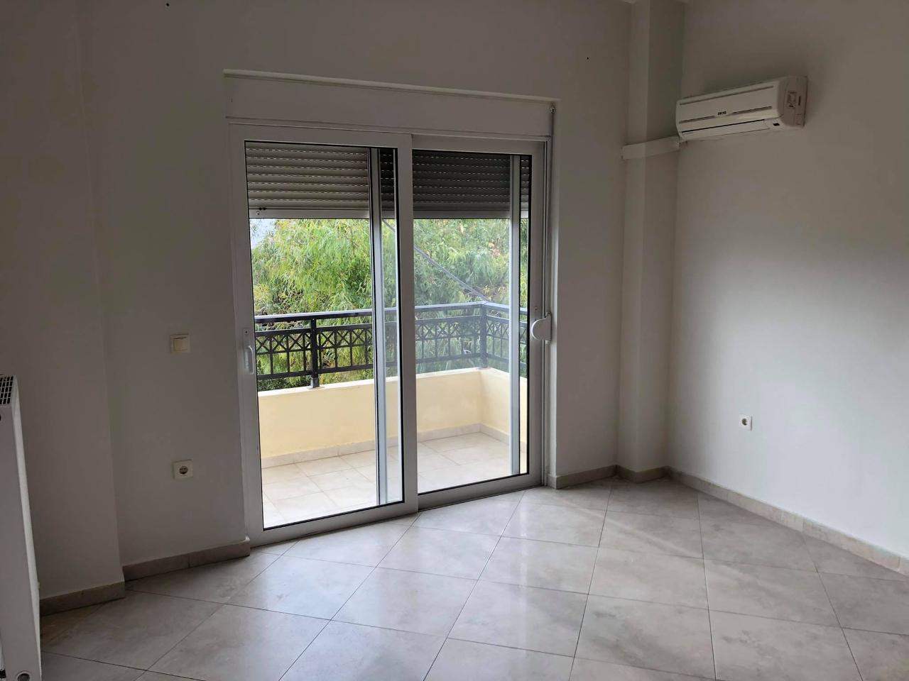 Διαμέρισμα  (2)