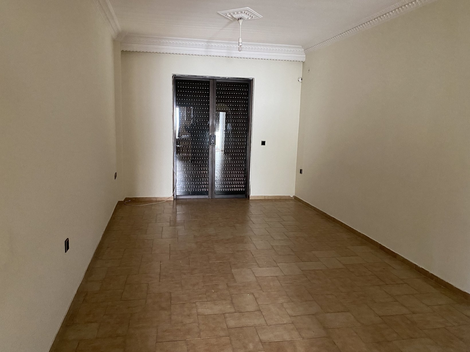 ΔΙΑΜΕΡΙΣΜΑ 100 τ.μ.