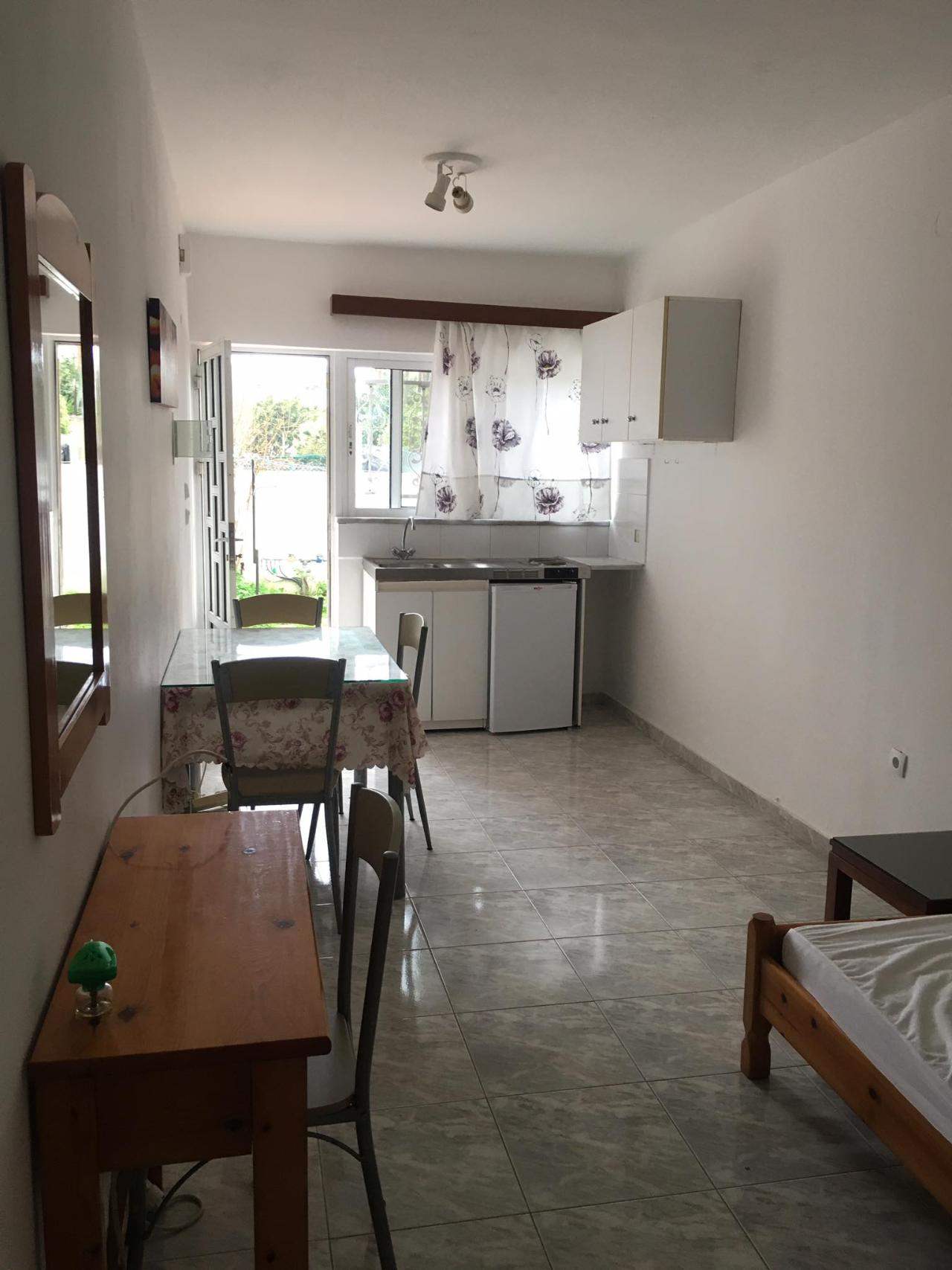 Διαμέρισμα  (3)