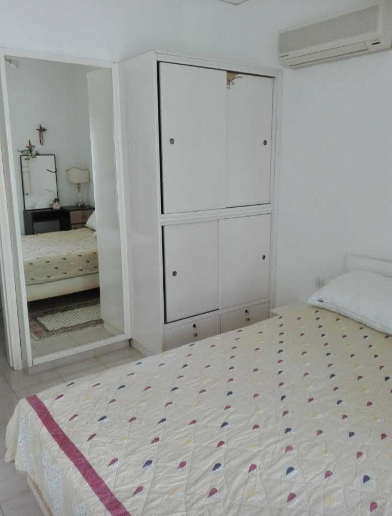 Διαμέρισμα  (8)