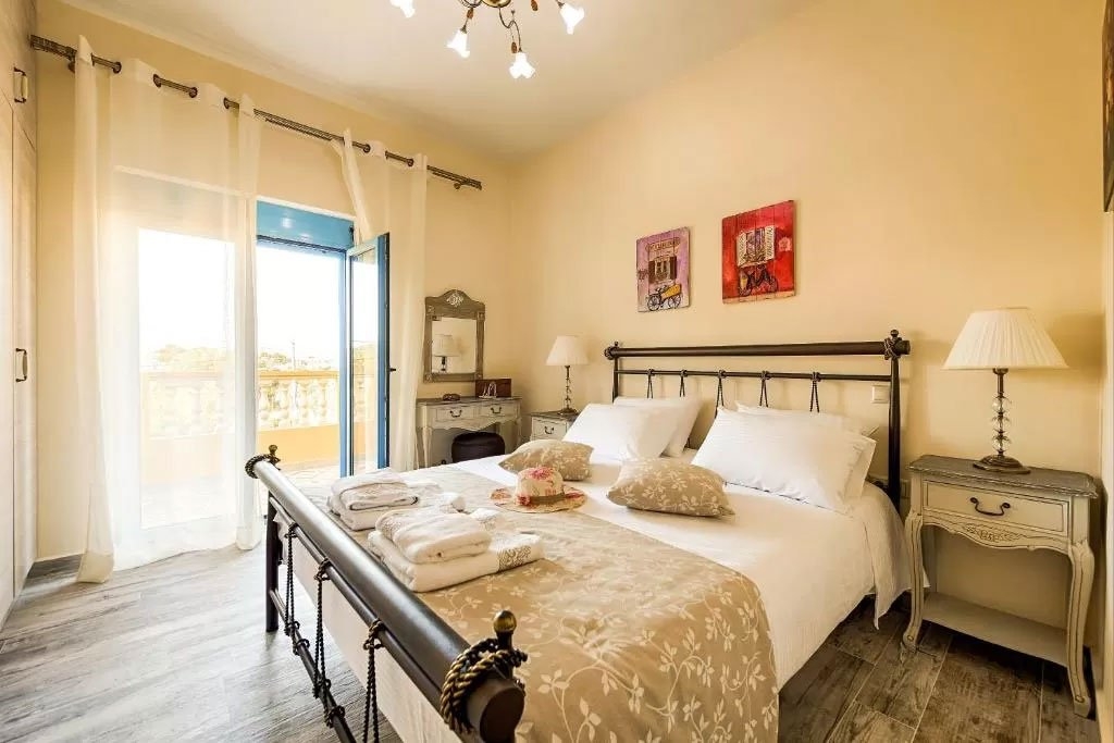 ΜΟΝΟΚΑΤΟΙΚΙΑ 118 τ.μ. (4)