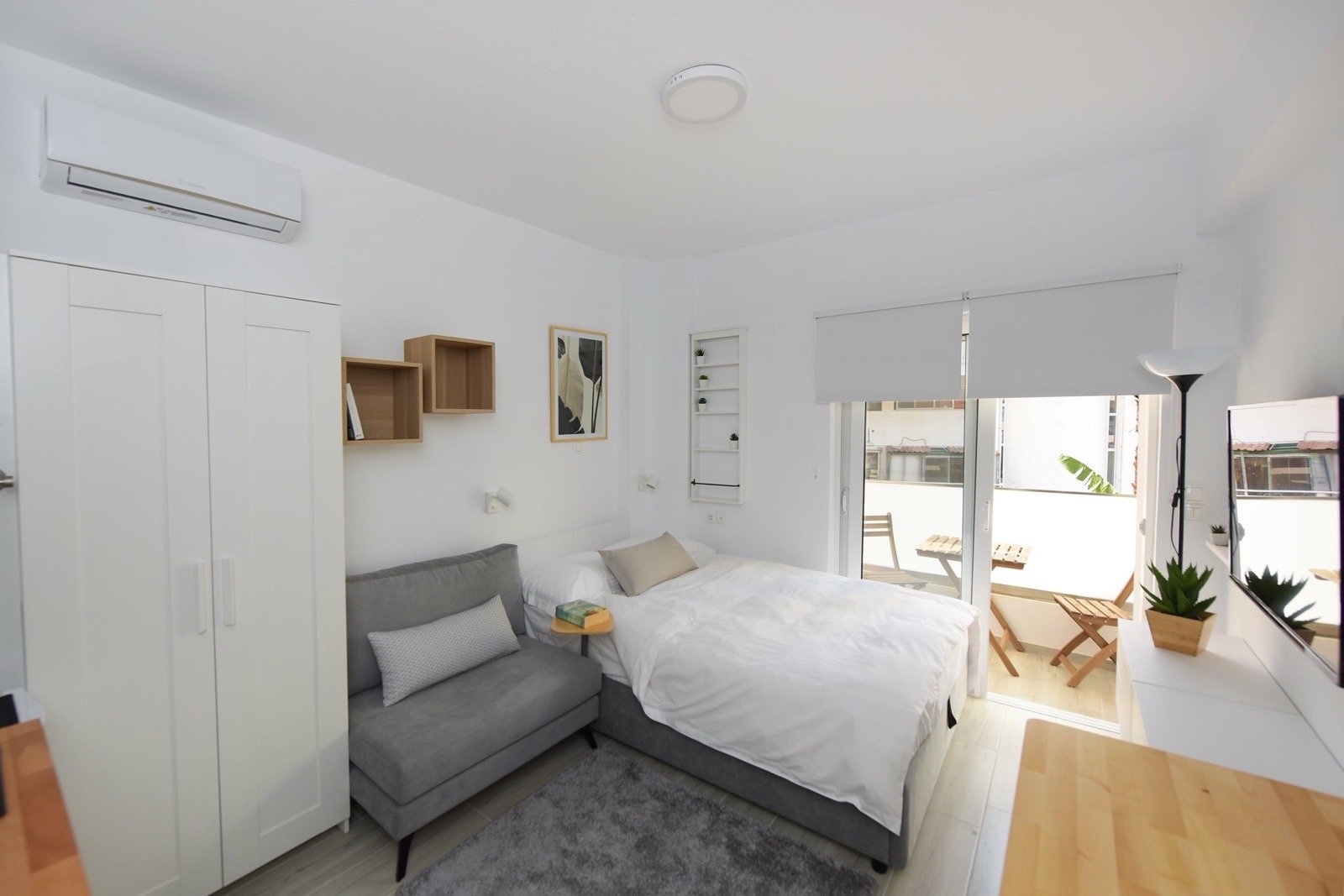 ΓΚΑΡΣΟΝΙΕΡΑ 30 τ.μ. (4)