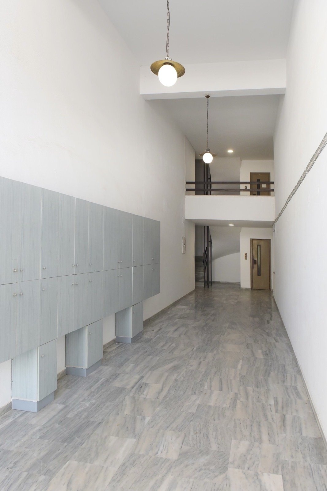 ΓΚΑΡΣΟΝΙΕΡΑ 30 τ.μ. (4)