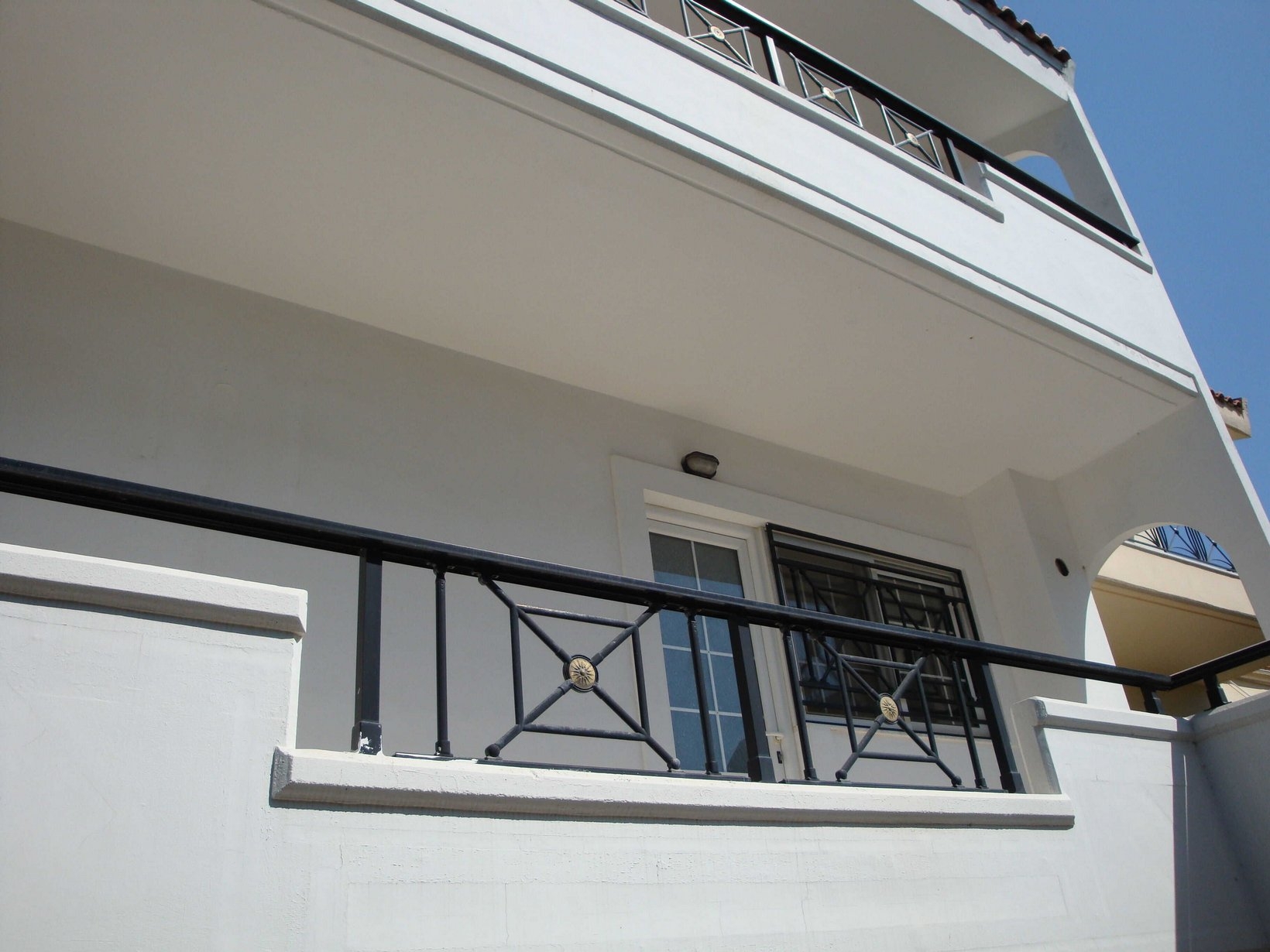 ΜΕΖΟΝΕΤΑ 240 τ.μ. (2)