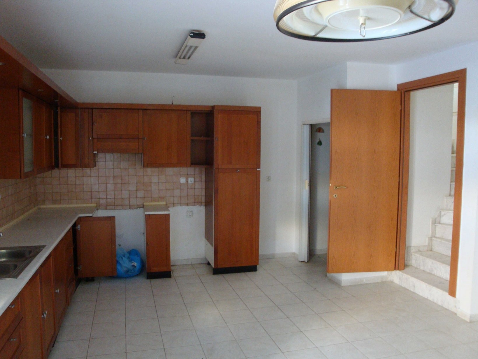 ΜΕΖΟΝΕΤΑ 240 τ.μ. (4)