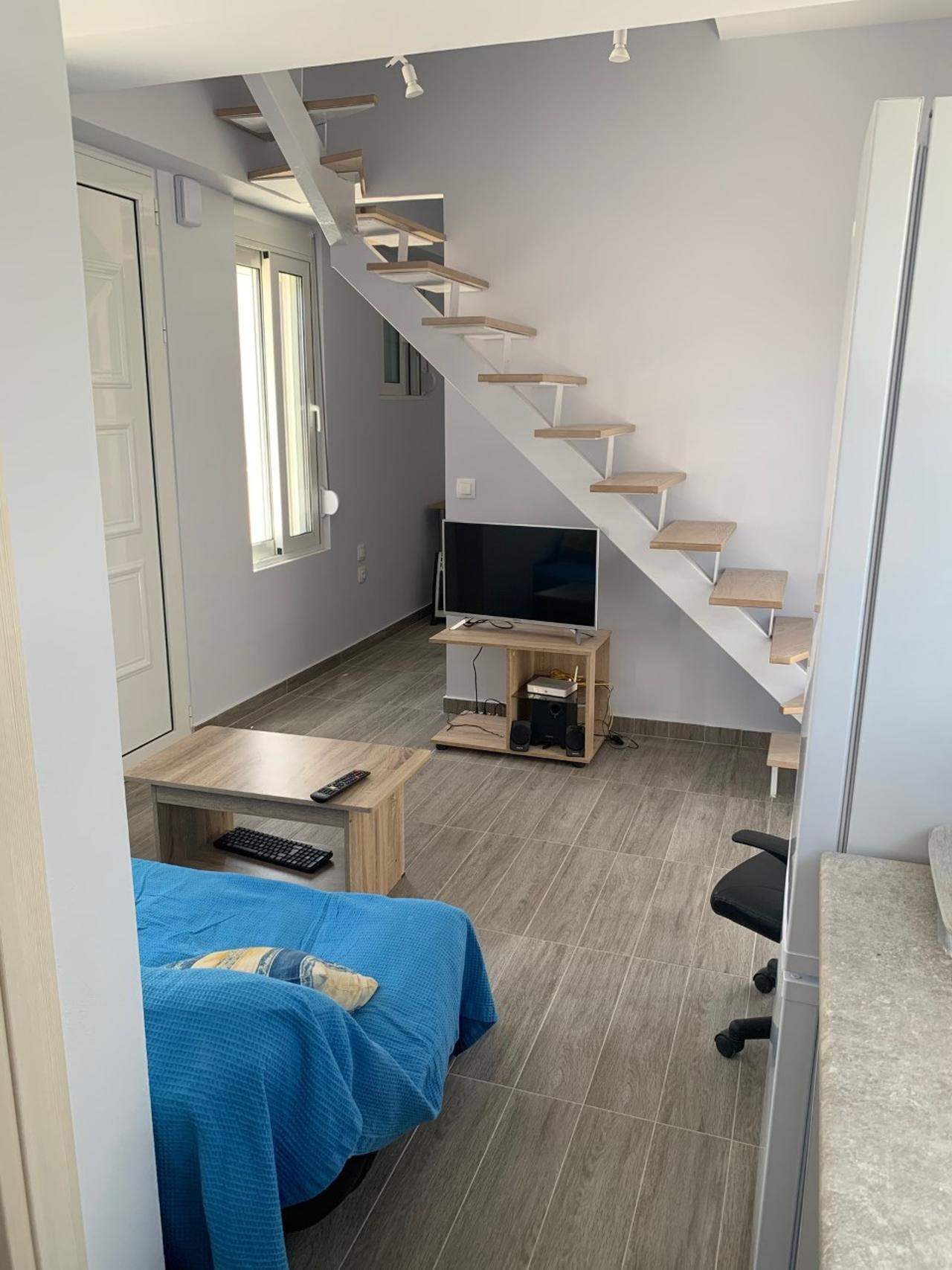 Διαμέρισμα  (10)