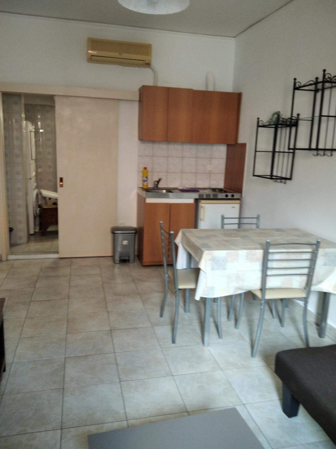 Διαμέρισμα  (3)