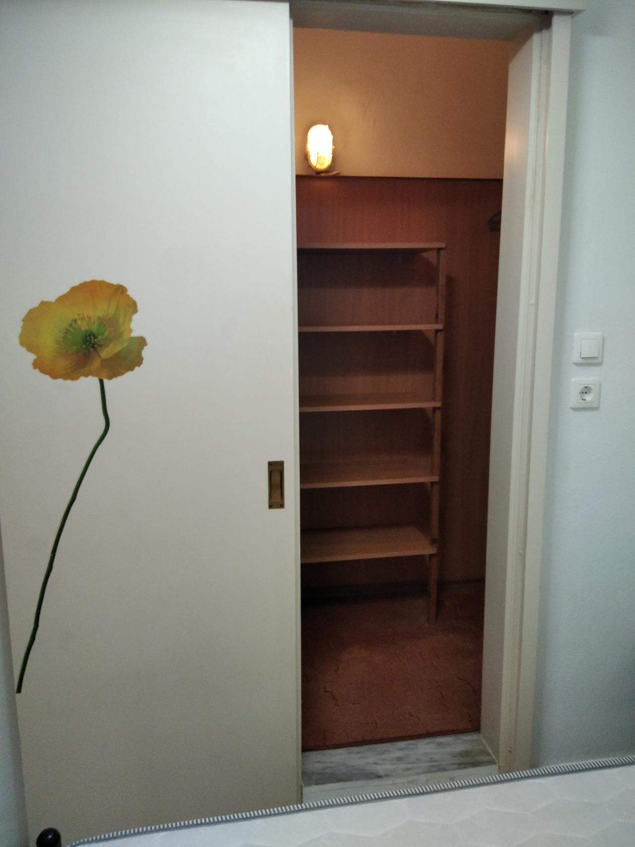 Διαμέρισμα  (6)