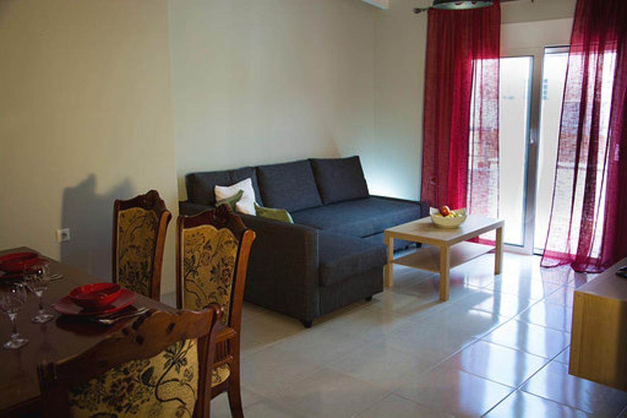 Διαμέρισμα  (2)