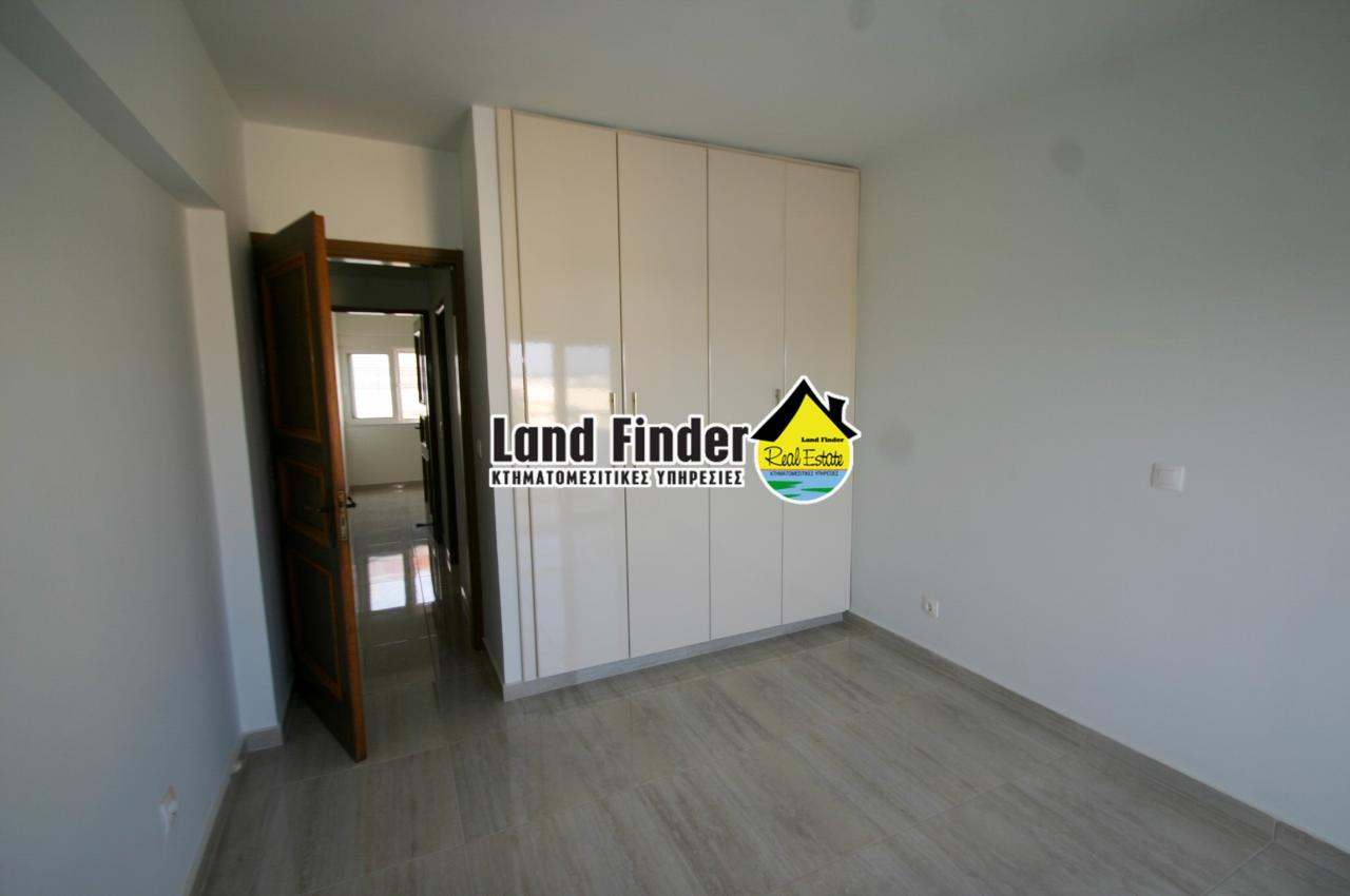 Διαμέρισμα  (8)