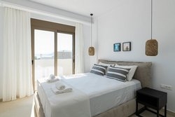 Μονοκατοικία  (2)