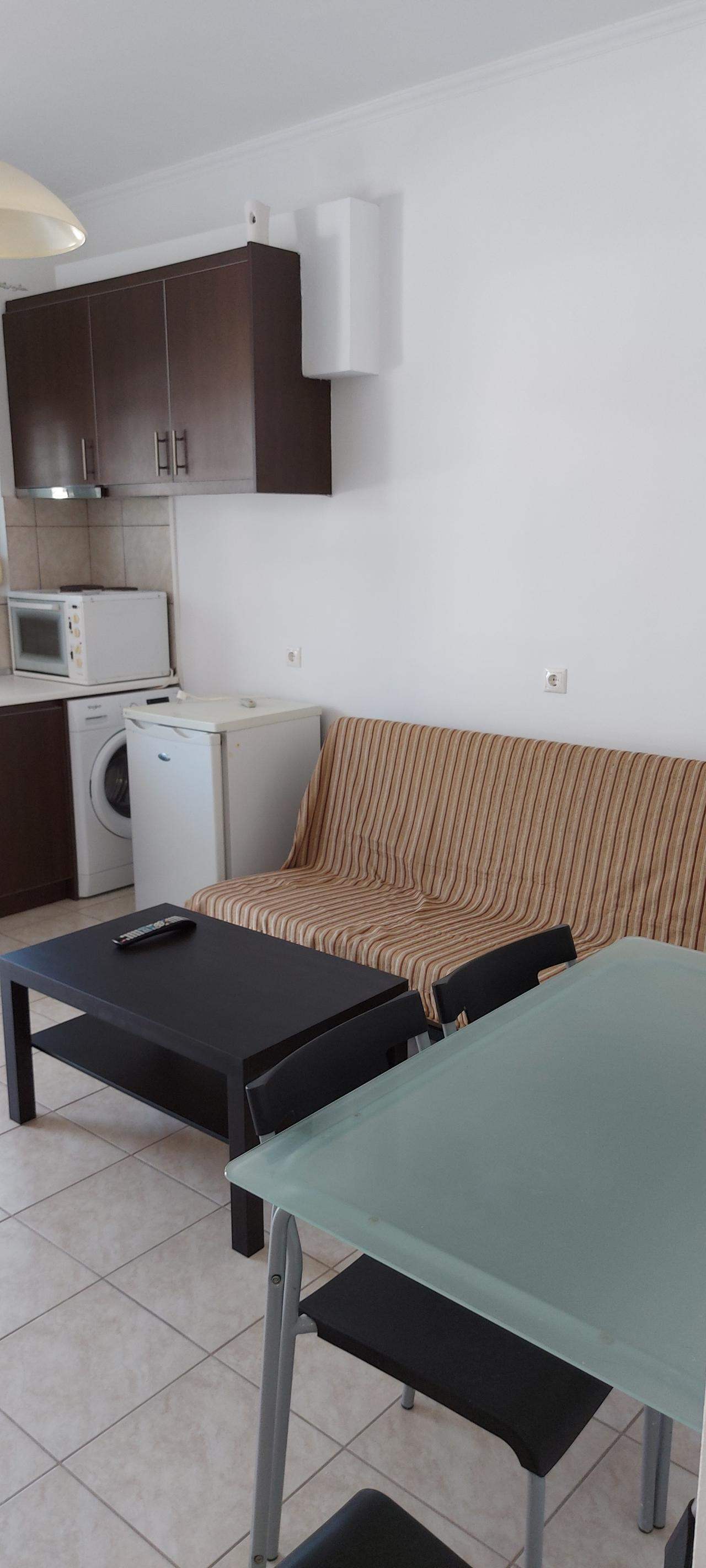 Διαμέρισμα  (6)