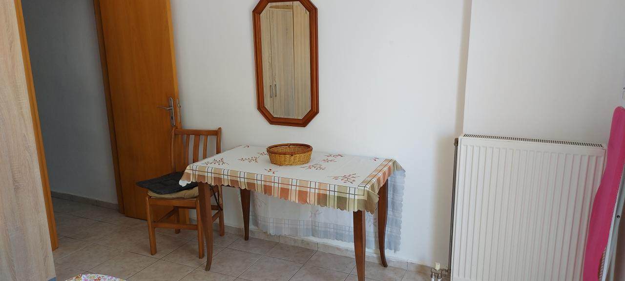 Διαμέρισμα  (9)