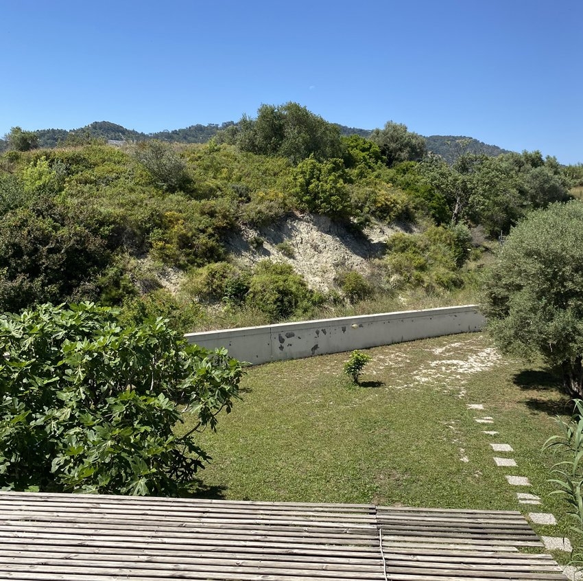 ΜΟΝΟΚΑΤΟΙΚΙΑ 200 τ.μ. (2)