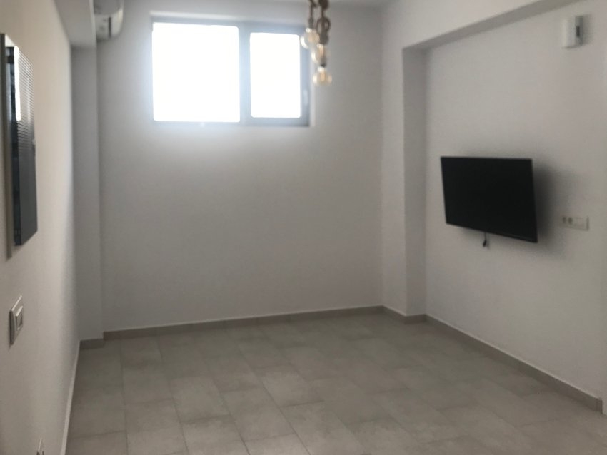 ΔΙΑΜΕΡΙΣΜΑ 180 τ.μ. (3)