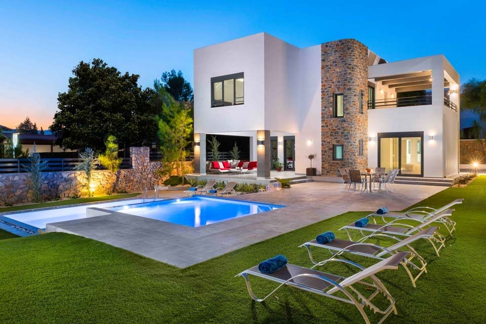 ΜΟΝΟΚΑΤΟΙΚΙΑ 350 τ.μ.