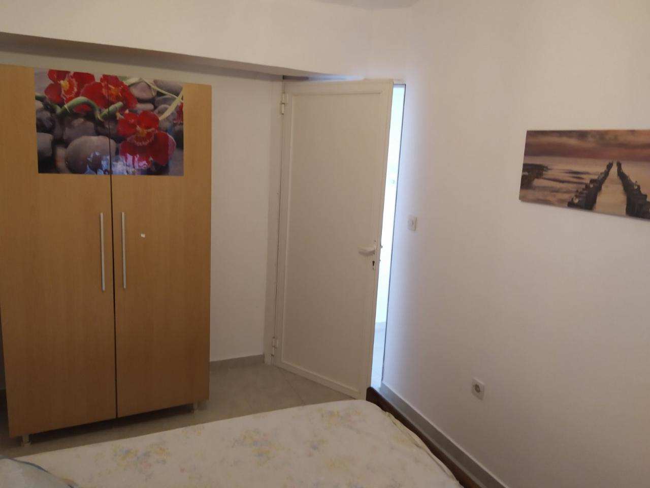 Διαμέρισμα  (5)