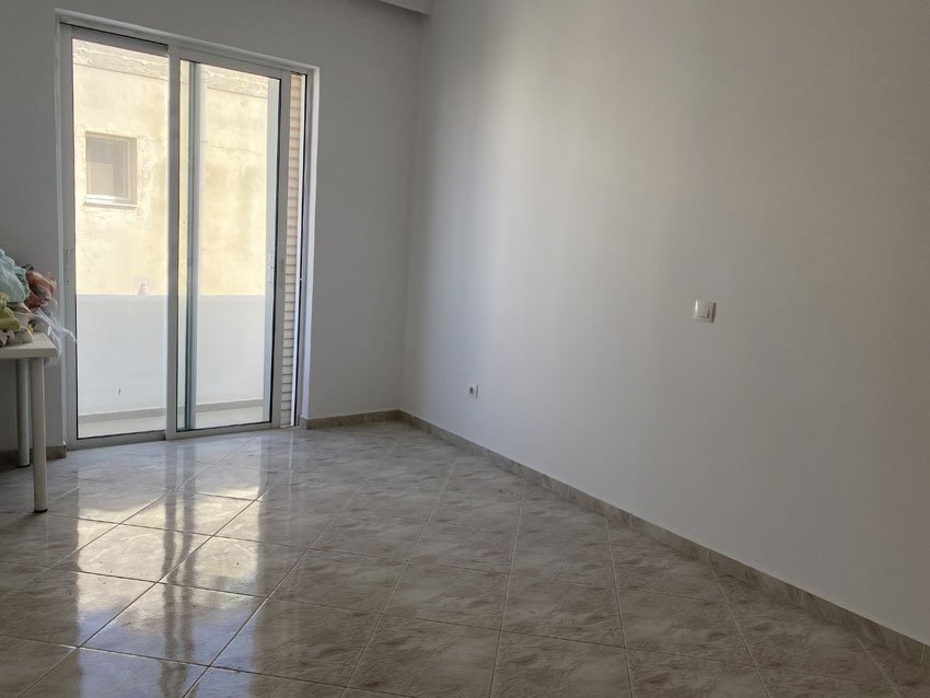 ΔΙΑΜΕΡΙΣΜΑ 120 τ.μ. (3)