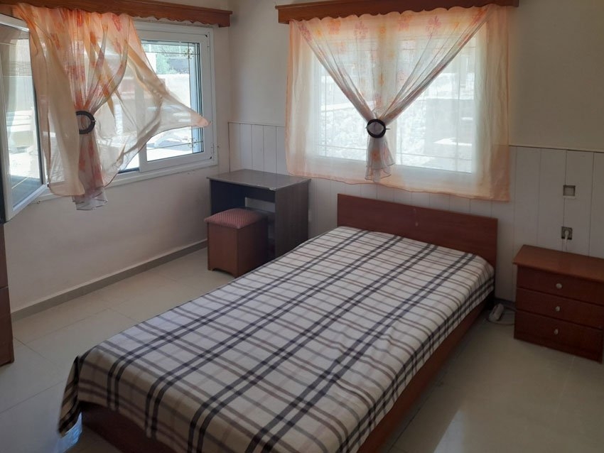 ΜΟΝΟΚΑΤΟΙΚΙΑ 90 τ.μ. (4)