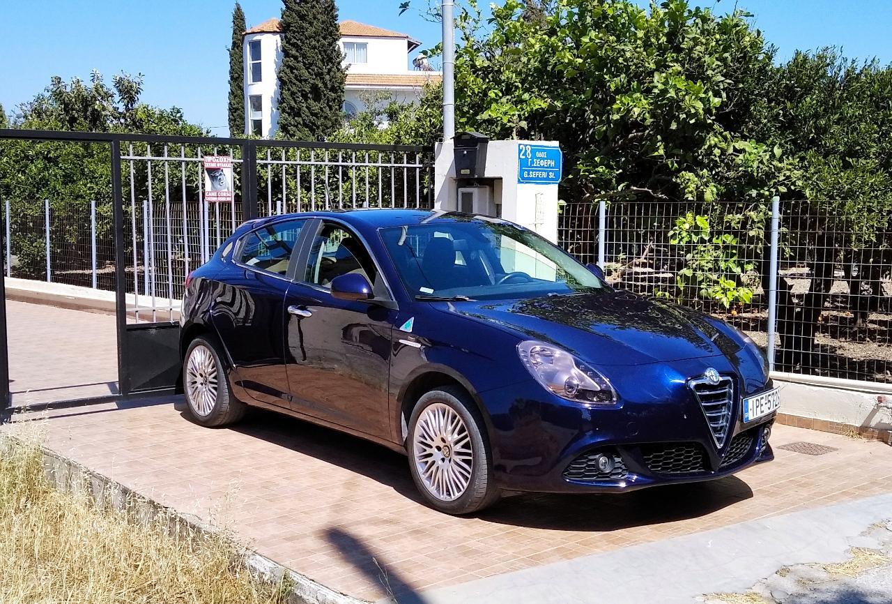 Alfa Romeo Other Alfa Romeo Models 2013 (4)