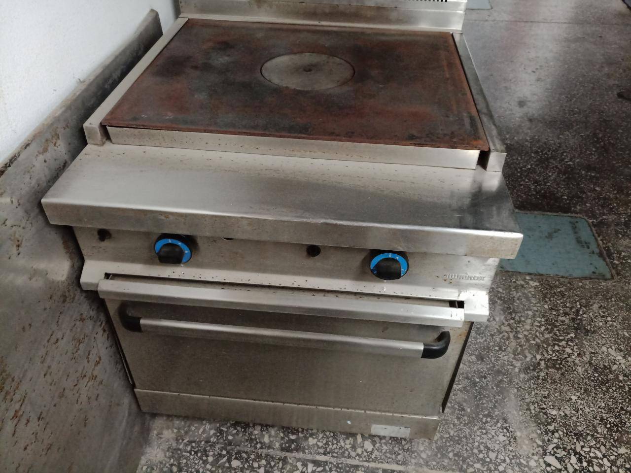 Εξοπλισμός κουζίνας (6)