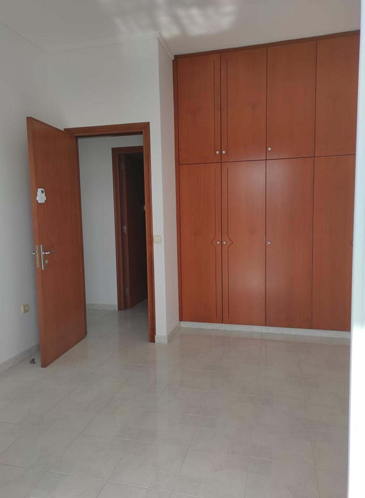 Διαμέρισμα  (4)